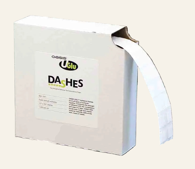 Box of Oasis Uglu Dashes on a white background